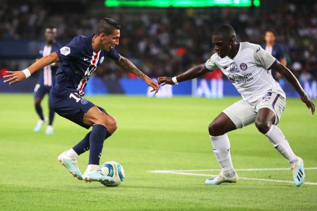 哈登23+11库里两次崴脚提前伤退 快船力克勇士