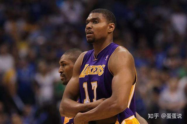 李梦入选WNBA最佳新秀阵容 职业生涯获新突破