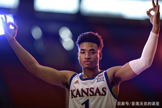 欧冠-萨拉赫破门埃利奥特建功 利物浦2-1里尔